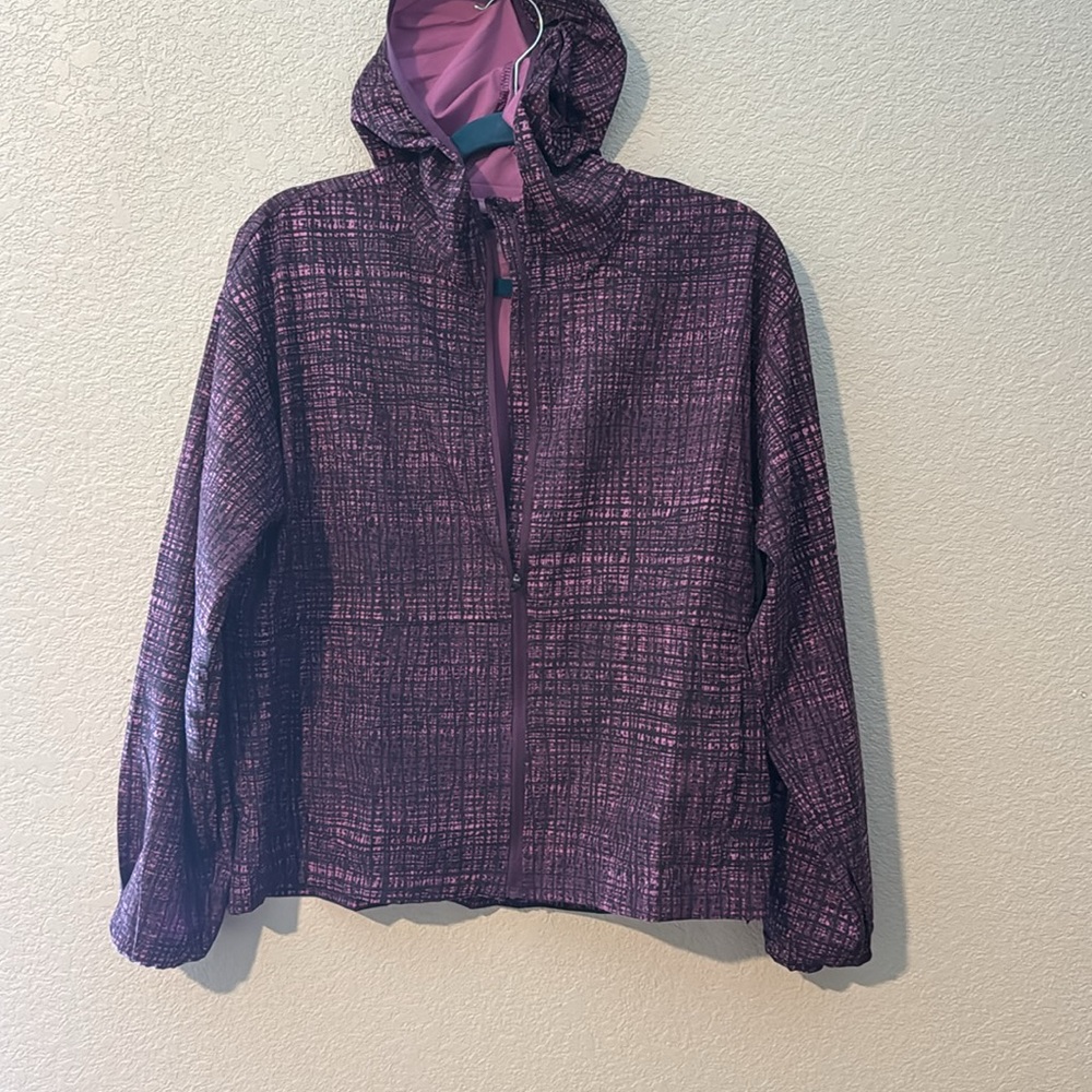 Running lightweight jacket - Picture 2 of 5